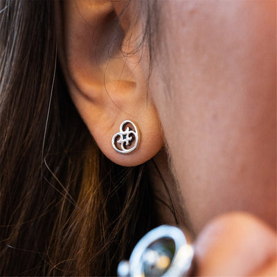 Forunderlige hjerter ørestikker