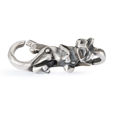 Silver jewellery clasp with a cat.